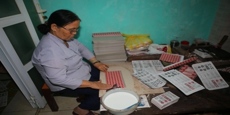 Trò chơi bài tới là gì?