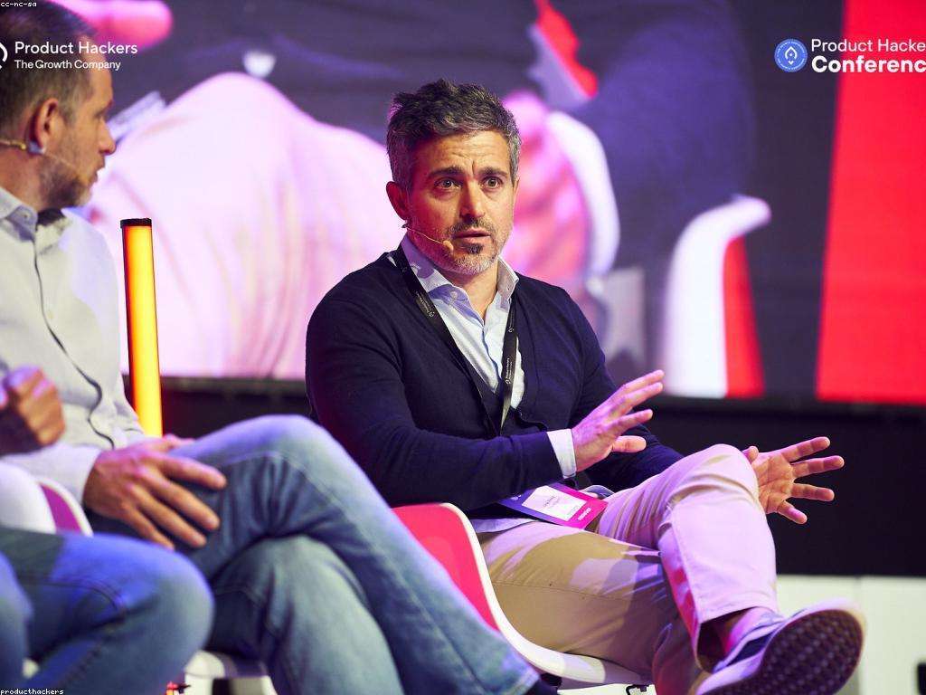 សារៈសំខាន់នៃព័ត៌មានថ្មីៗក្នុងការផ្តល់ព័ត៌មានតាមពេលវេលា